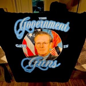 ICE COLD RECORDS TEE
GOVT GAVE US GUNS NEW SIZE Medium​